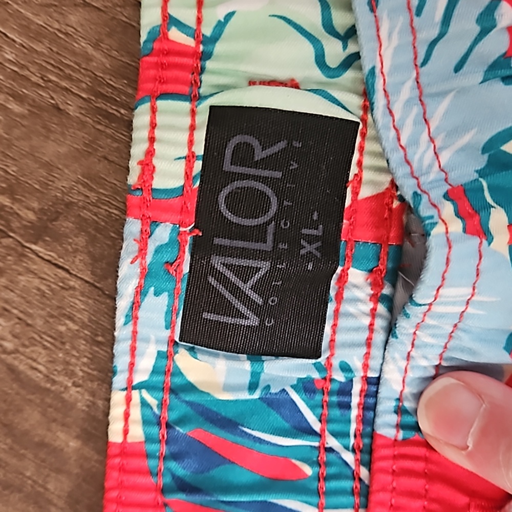 Valor, above the knee, short length, polyester,  swim shorts, size XL - Picture 4 of 14